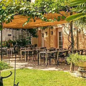 2* Hotel Restaurant Les Touristes